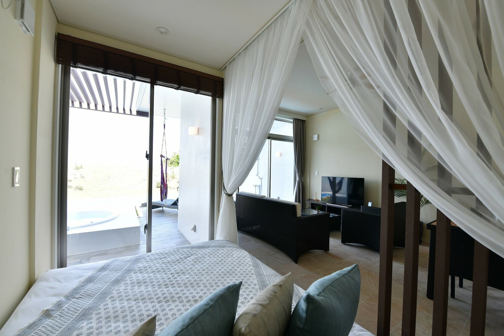 Feliz Villa Suite Irabujima Sawada Miyakojima  Екстер'єр фото